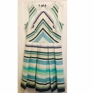 Julian Taylor pleated fit and flare dress 👗 14